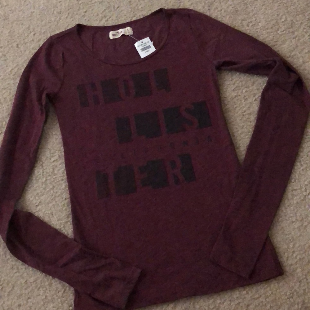 SOLD Final Drop NWT Hollister XS LS tee